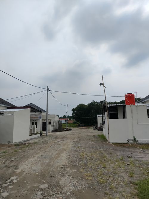 foto posisi tengah perumahan Buana Yudha Residence 6 Tahap 2