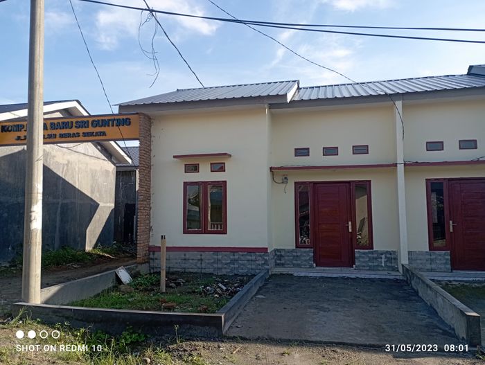 foto tampak rumah tipe 36 perumahan KOTA BARU SRIGUNTING