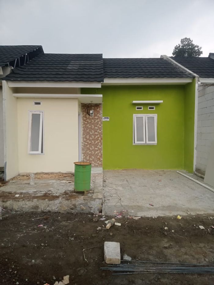 foto tampak rumah tipe 32/60 (PMK 2023 perumahan PESONA ALAM CISANDE