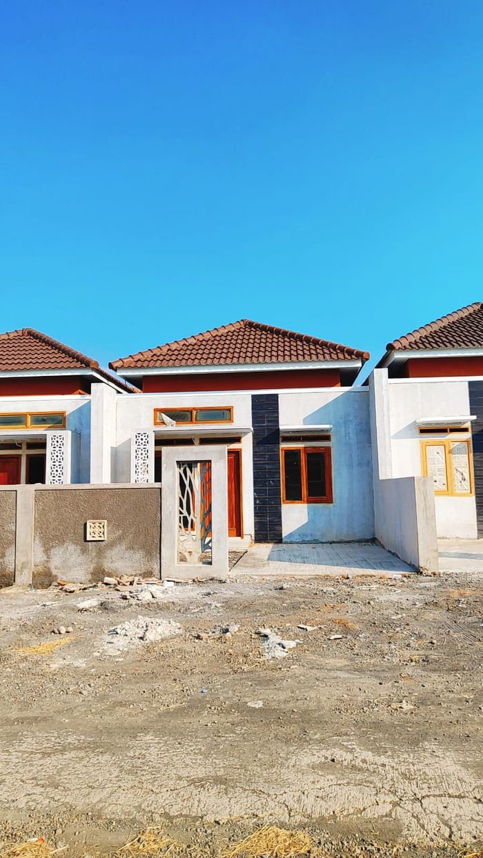 foto tampak rumah tipe 40 perumahan GRAND ALIKA RESIDENCE 2
