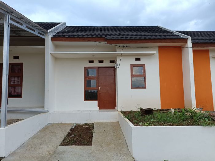 foto tampak rumah tipe 30/60 ( PMK 2023 ) perumahan PESONA KEBONJERUK 2