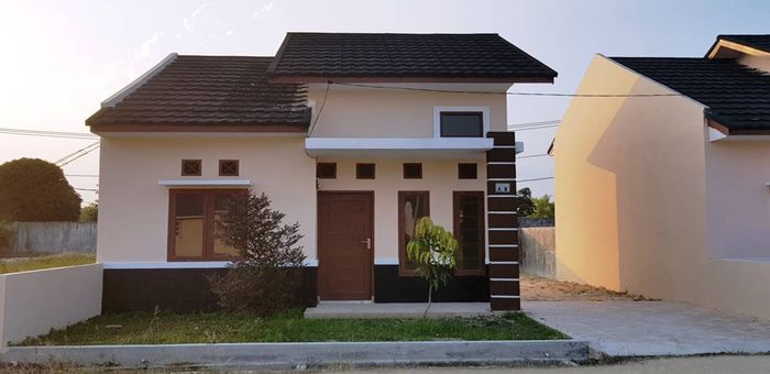 foto tampak rumah tipe 40 perumahan Griya Teratai Indah