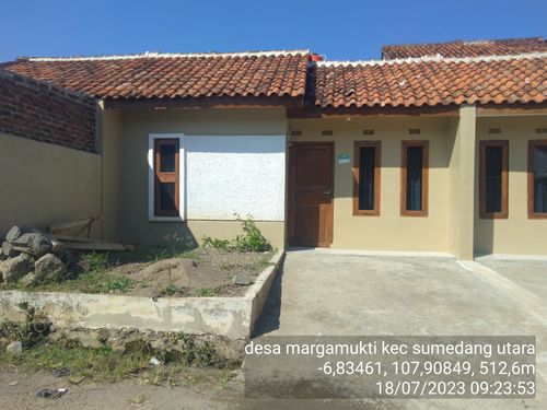foto contoh rumah perumahan Green pawenang tahap II