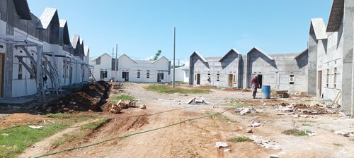 foto posisi tengah perumahan Pesona Bandara Regency Cluster Bougenville & Poros