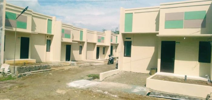 foto tampak rumah tipe 36/72 perumahan GRAND CIKONENG ASRI