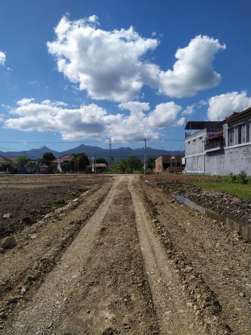 foto posisi tengah perumahan MUTIARA KEKERI