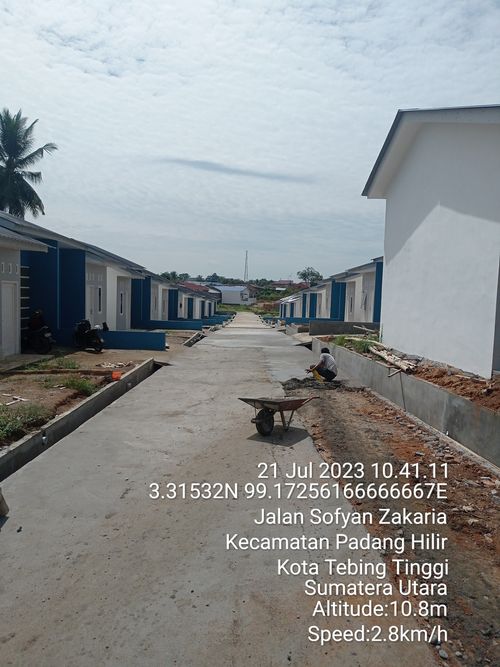 foto posisi tengah perumahan PERUMAHAN ZAKARIA ASRI