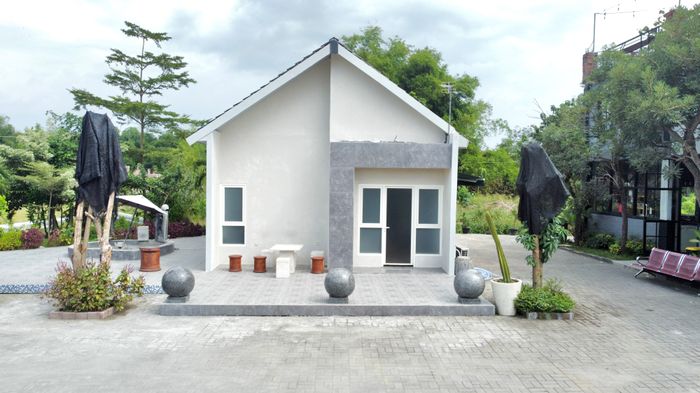 foto tampak rumah tipe Gajah Mada 36/72 perumahan BUMI MOJOPAHIT ASRI 2
