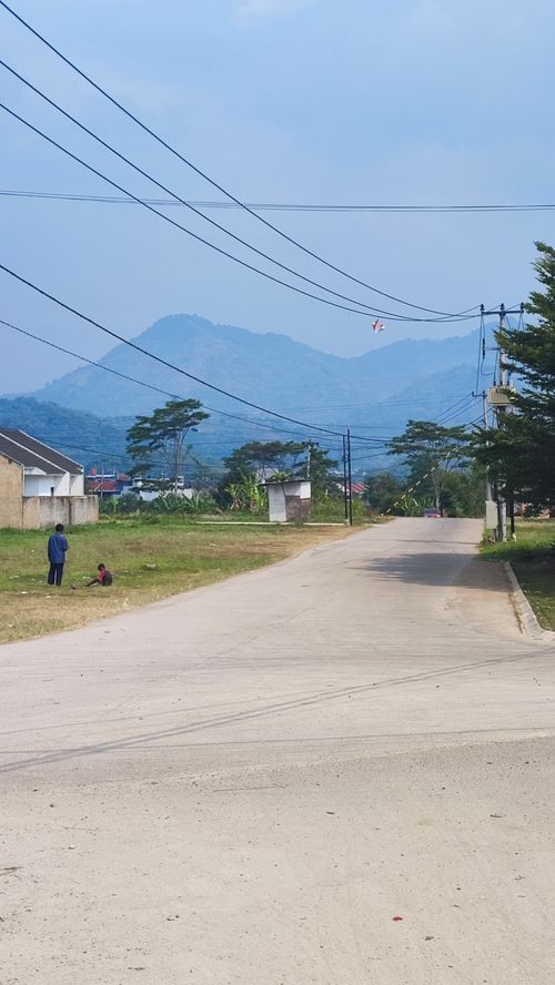 foto posisi tengah perumahan PURI INDAH CIHAMPELAS 2