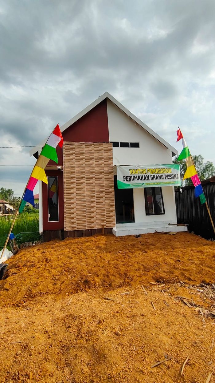 foto tampak rumah tipe 36 perumahan GRAND PESONA