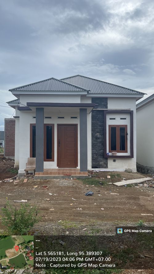 foto contoh rumah perumahan LAMPU'UK PERMAI