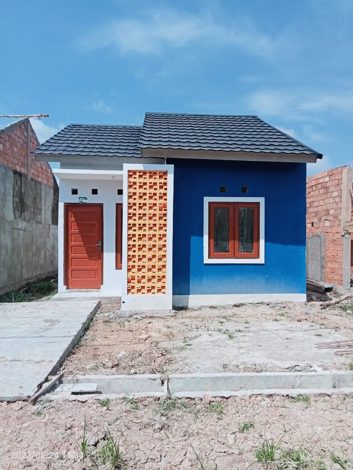 foto tampak rumah tipe RSH 36 perumahan ROFA' RESIDENCE