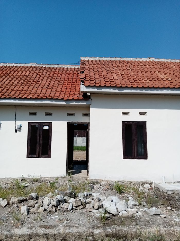 foto tampak rumah tipe 30/60 perumahan CITRA JAYA JOHO 2