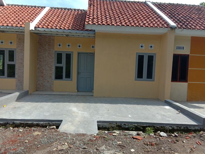 foto tampak rumah tipe 36/66 perumahan Bukit Nunggul Residence 2