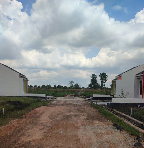 foto posisi tengah perumahan Perumahan Nauli Regency