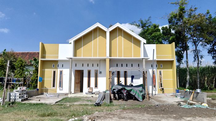 foto tampak rumah tipe 30/60 perumahan ISTANA BIRU