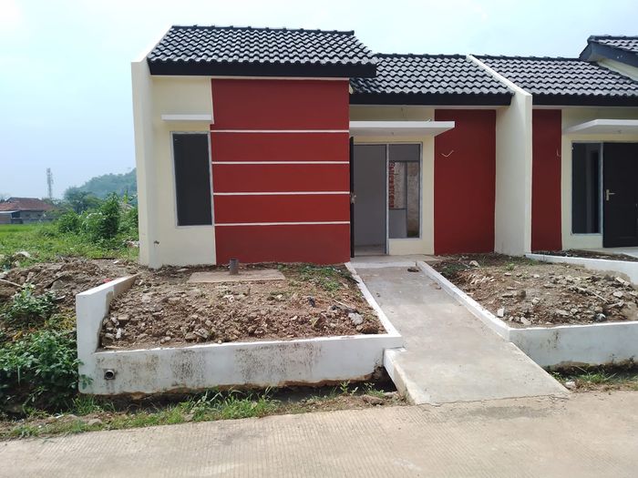 foto tampak rumah tipe 22/60 (5) perumahan Grand Cendana Residence