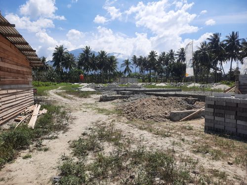 foto gerbang perumahan KHARISMA TINGGEDE
