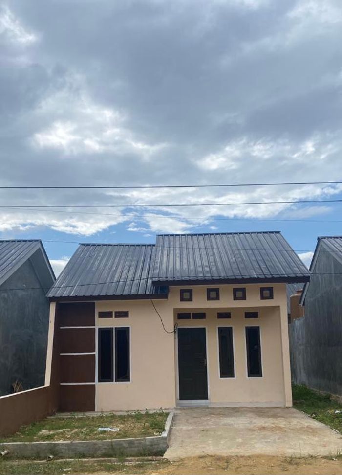 foto tampak rumah tipe 36/96 perumahan MUTIARA GEMILANG TAHAP IV