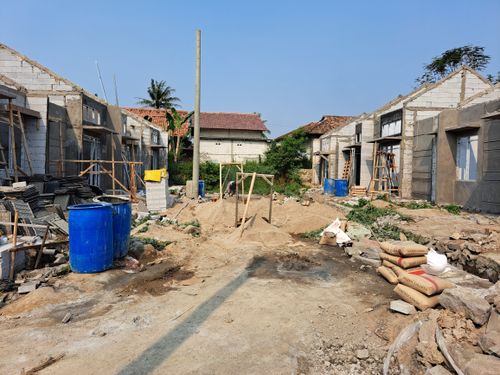 foto posisi tengah perumahan Grand Madani Residence 3