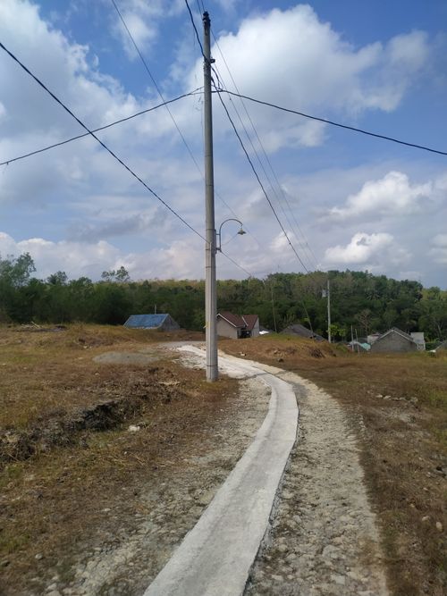 foto posisi tengah perumahan BUKIT TENTREM TRIWIDADI
