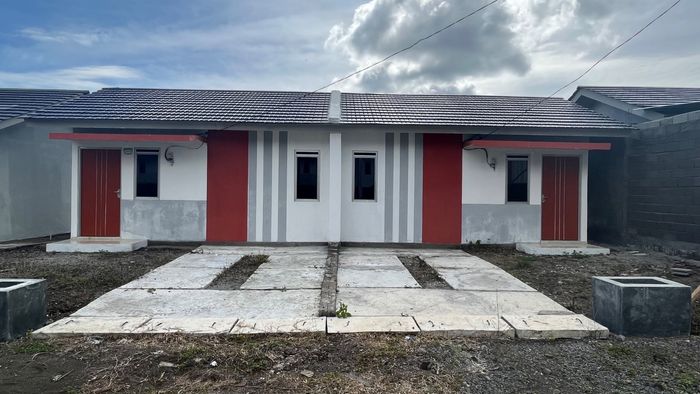 foto tampak rumah tipe 36/105 Update perumahan The Icon Residence Laikit