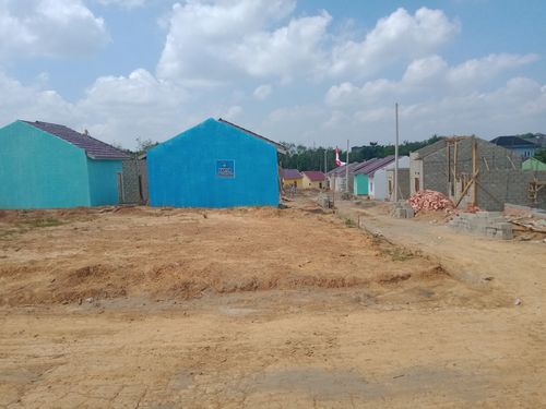 foto posisi tengah perumahan PESONA KAMPUNG SAWAH
