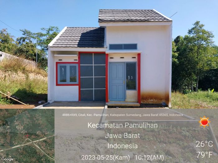 foto tampak rumah tipe 36/60 perumahan Bumi Cikubang Asri