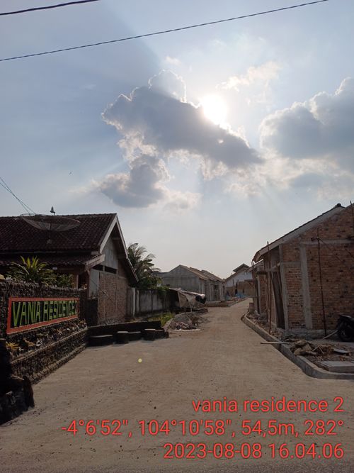 foto gerbang perumahan Vania Residence 2