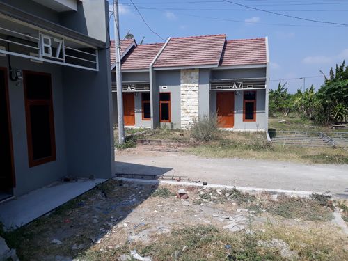 foto contoh rumah perumahan Taman Mas Regency