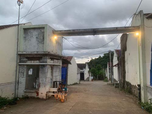 foto gerbang perumahan Lebak Agung Residence