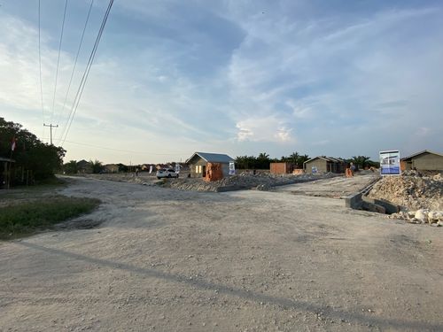 foto gerbang perumahan Bumi Kualu Damai IX