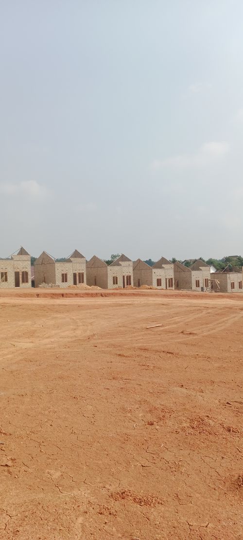foto posisi tengah perumahan SEKARJAYA INDAH RESIDENCE