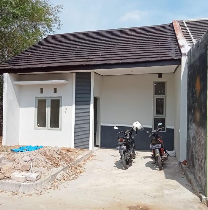 foto tampak rumah tipe BLOK H perumahan Puspa Asri Plalangan