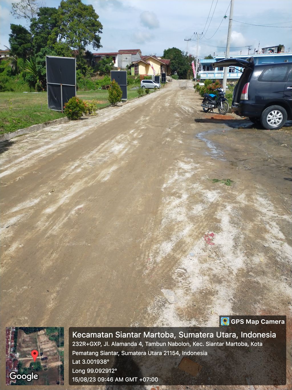 foto gerbang perumahan Bumi Karangsari Regency