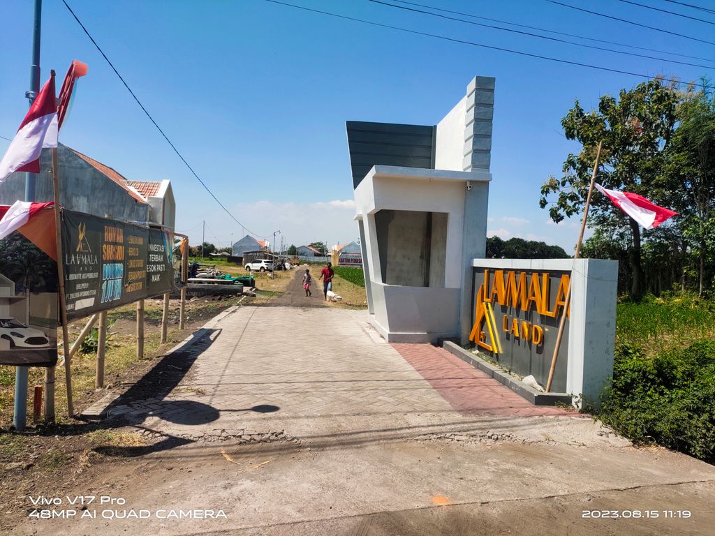 foto gerbang perumahan PERUM LAVMALA LAND
