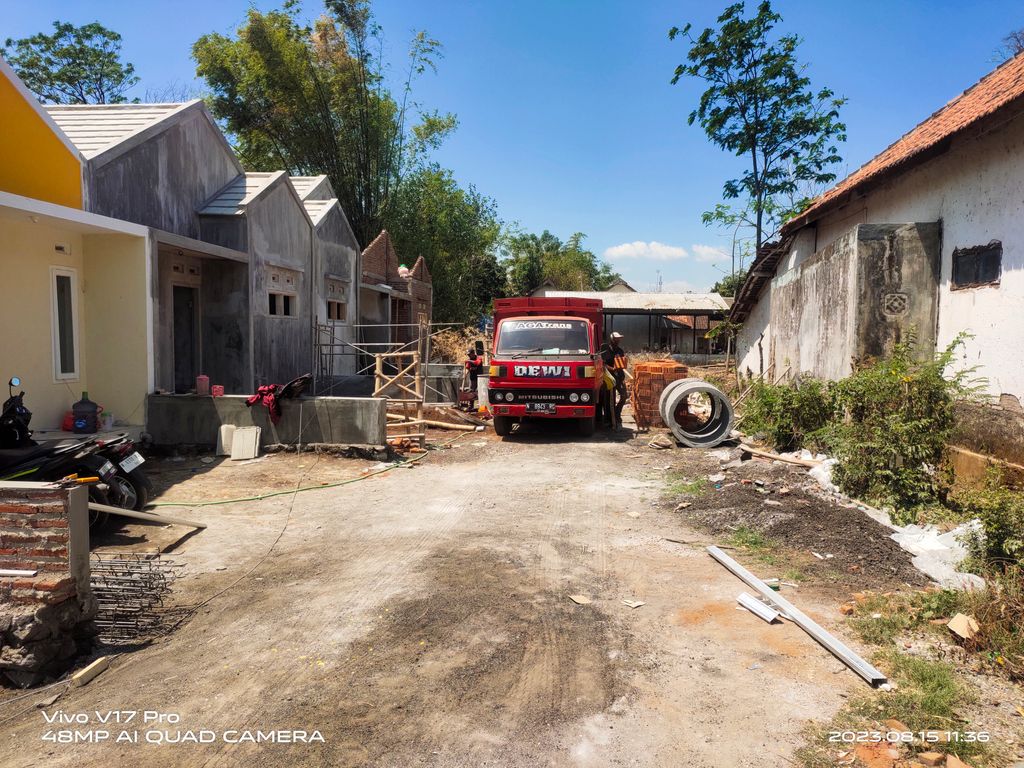 foto posisi tengah perumahan PERUM SYAILENDRA REGENCY 3