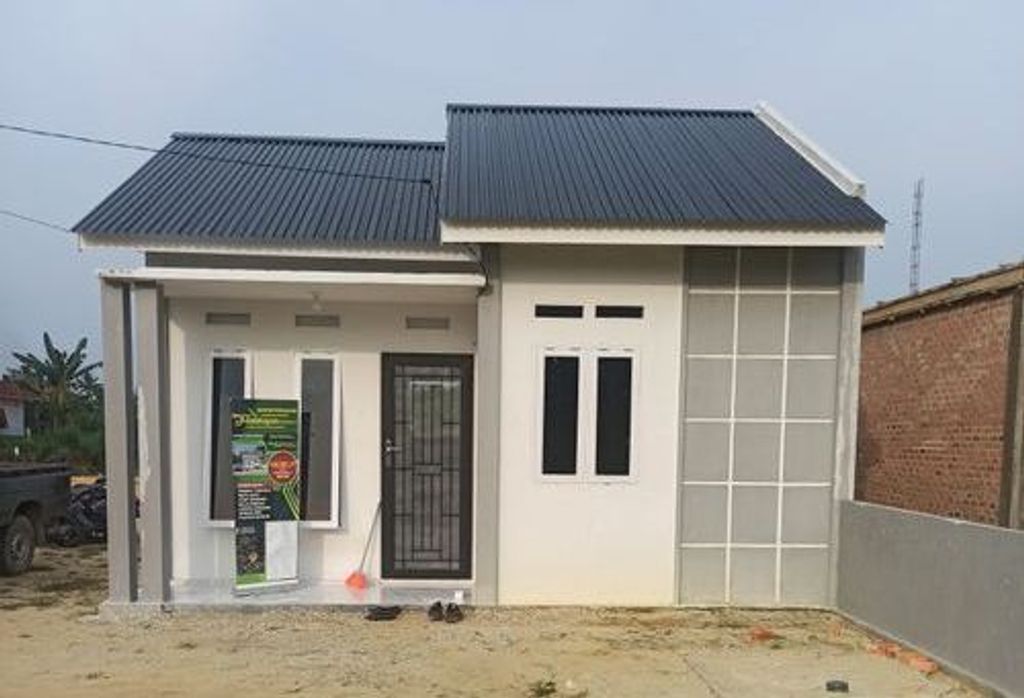 foto tampak rumah tipe RSH 36 Update perumahan RH RESIDENCE PLAMBOYAN II