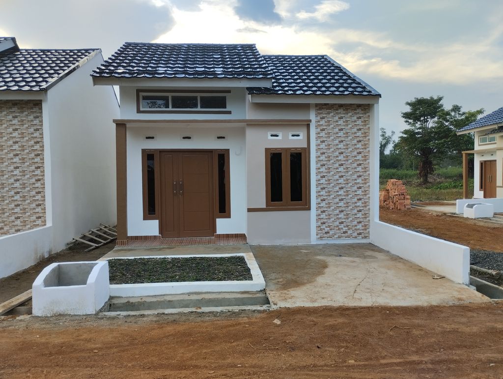 foto tampak rumah tipe QUEEN ATHALLA RESIDENCE perumahan Queen Athalla Residence
