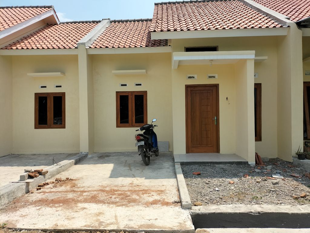 foto contoh rumah perumahan Perumahan Sukolelo Asri