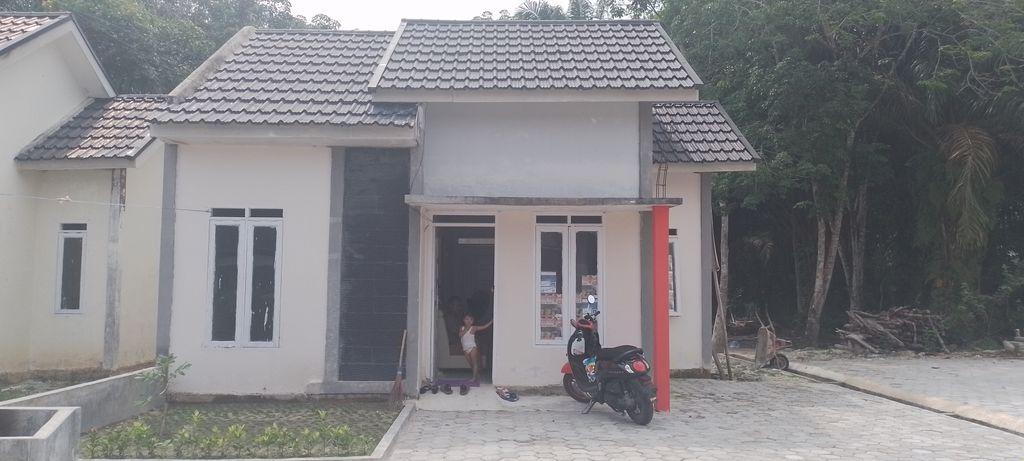 foto contoh rumah perumahan Gemilang