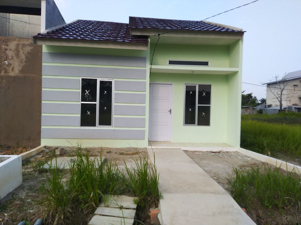 foto contoh rumah perumahan ROYAL PARK