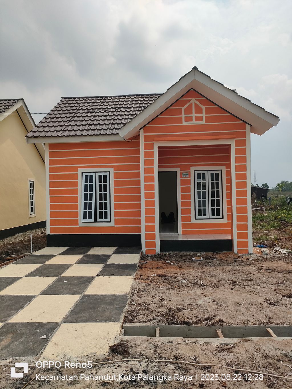 foto tampak rumah tipe 36 SUBSIDI perumahan CASADOVA INDAH PERMAI TAHAP V