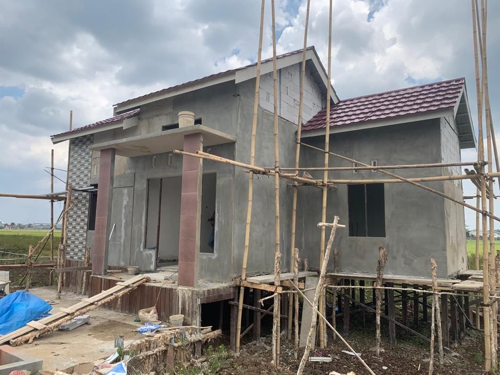 foto tampak rumah tipe Komersial perumahan Mitra Barito Residence 2