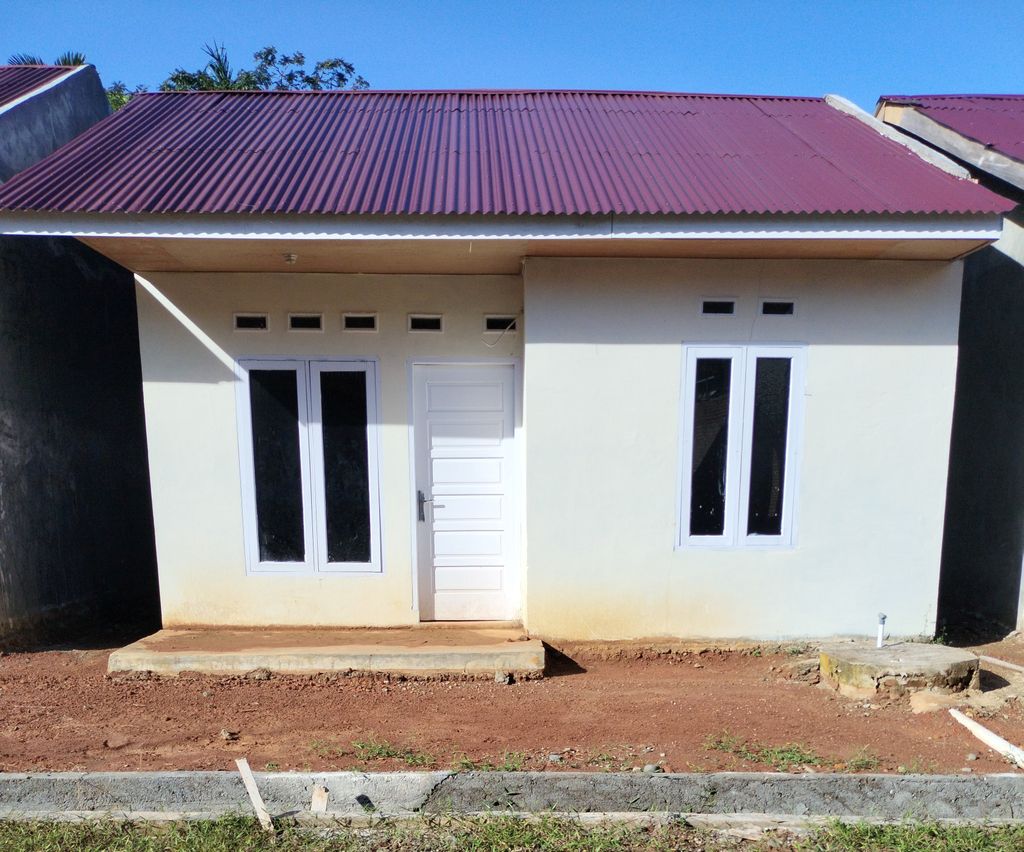 foto tampak rumah tipe RSH 36 perumahan BUMI ELOK RESIDENCE