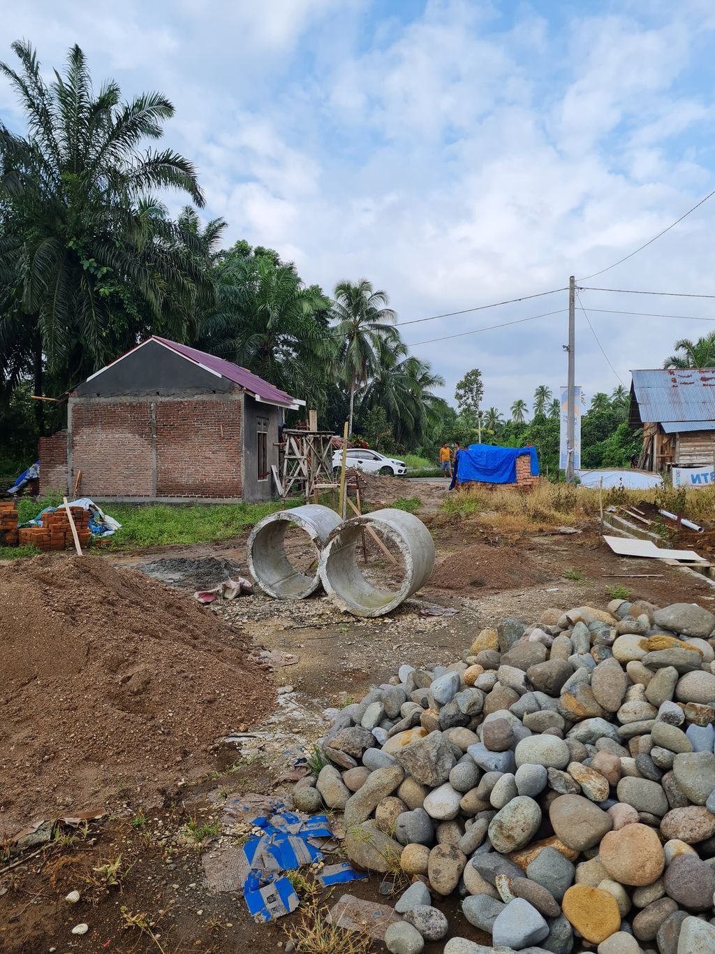 foto posisi tengah perumahan Perumahan alam damai residence