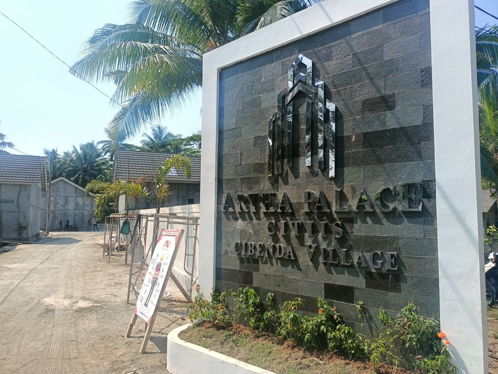 foto gerbang perumahan ARTHA PALACE CITIIS CIBENDA VILLAGE