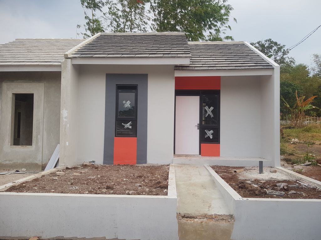 foto contoh rumah perumahan Alesha Puri Regency