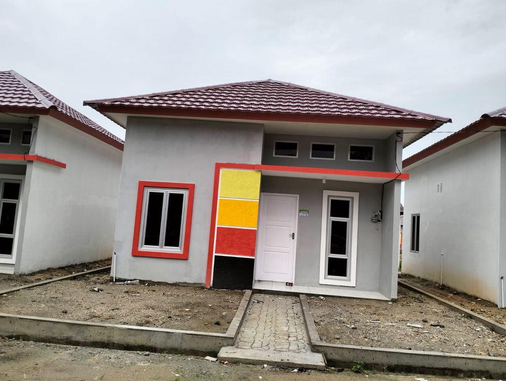 foto tampak rumah tipe subsidi 1 perumahan BHAYANGKARA RESIDENCE