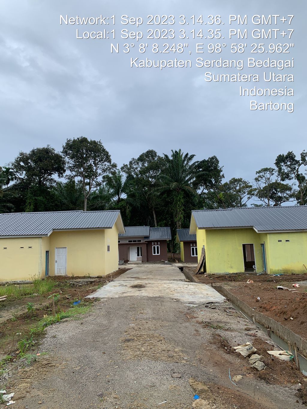 foto posisi tengah perumahan PERUMAHAN SUMBER JAYA INDAH BARTONG
